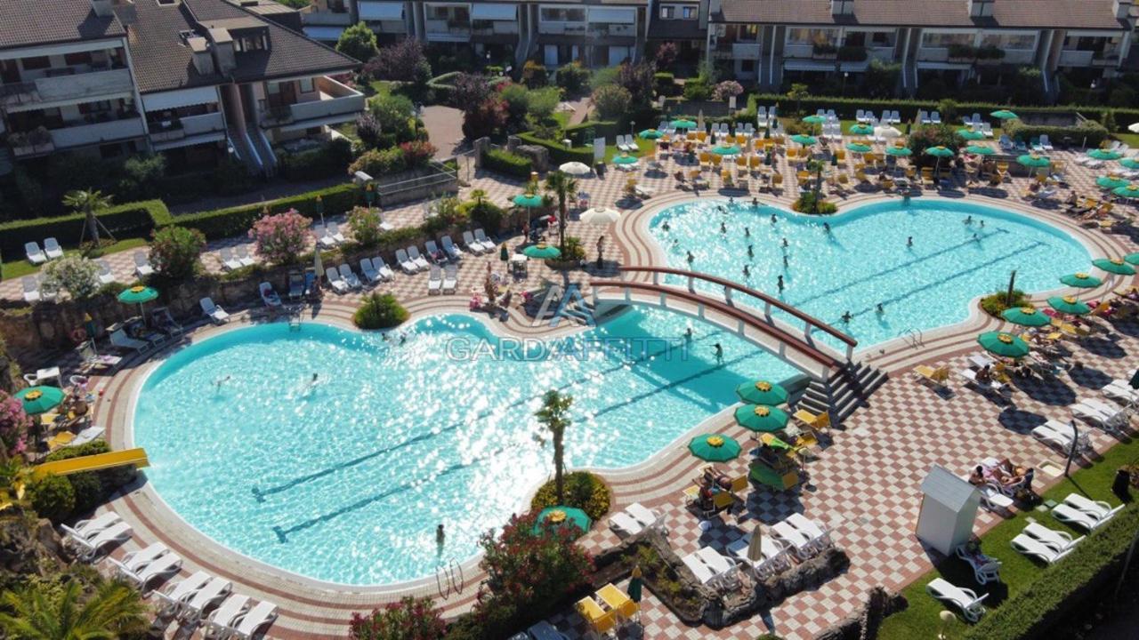 Perla Apartment - Desenzano Lake Garda - GardaAffitti com Desenzano del Garda Esterno foto