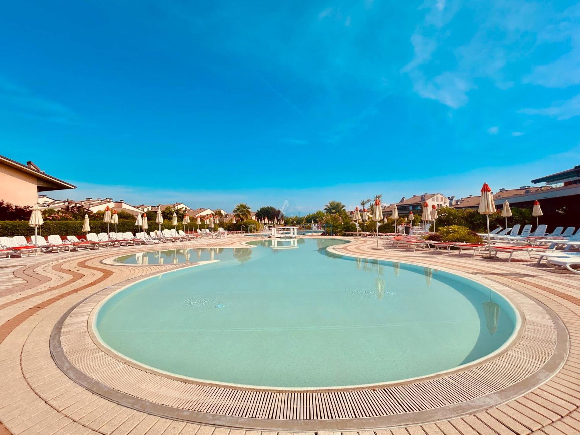 Perla Apartment - Desenzano Lake Garda - GardaAffitti com Desenzano del Garda Esterno foto