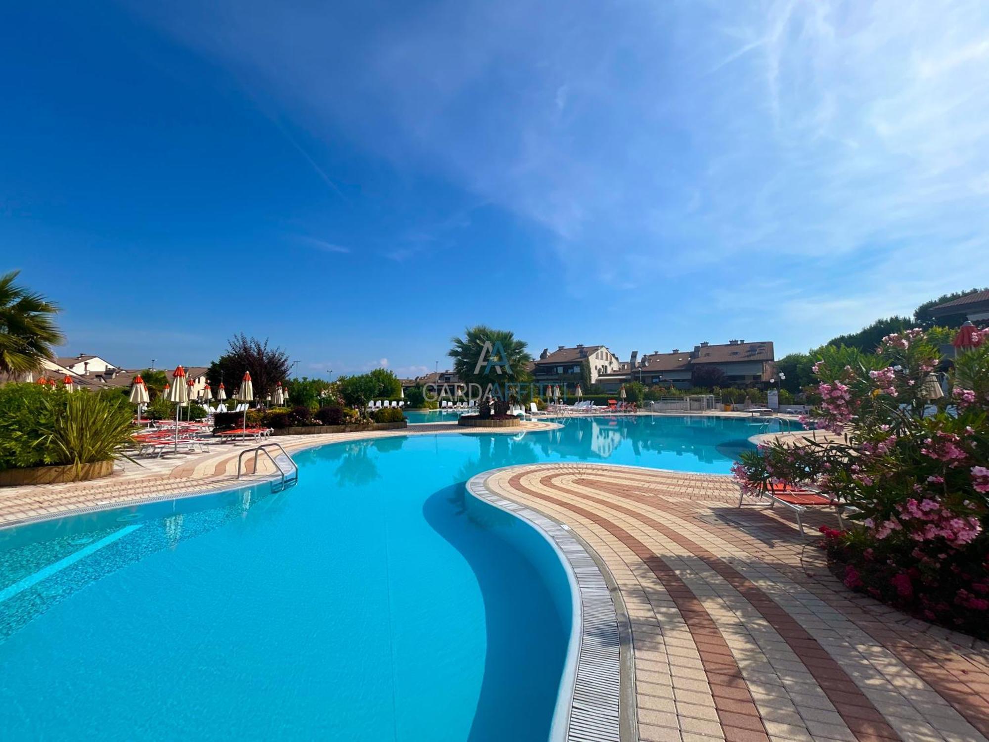 Perla Apartment - Desenzano Lake Garda - GardaAffitti com Desenzano del Garda Esterno foto